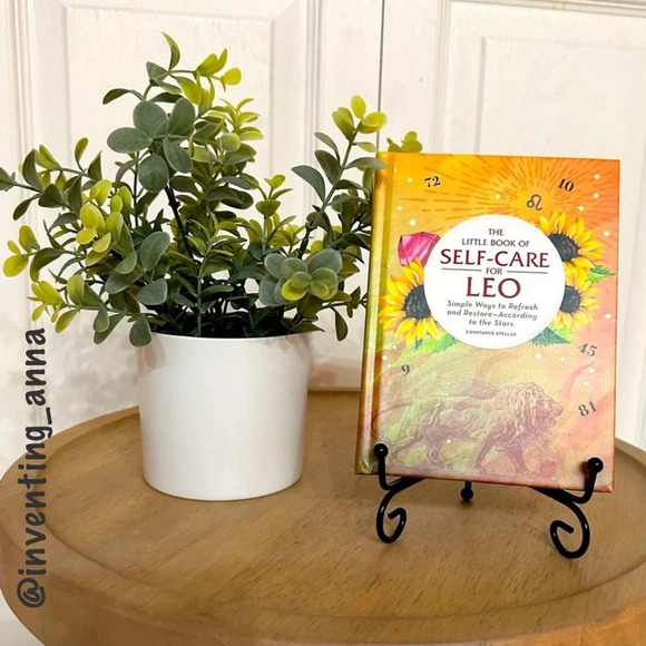 CONSTANCE STELLAS ~ The Little Book of Self-Care for Leo the Lion Zodiac Sign - Picture 4 of 6